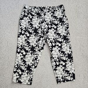 Talbots Heritage Petite 16WP Capris Black White Floral Office Church Elastic